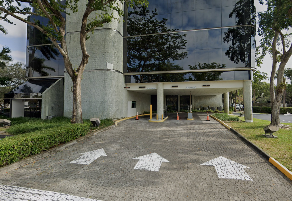 Plantation Corporate Center, photo 2