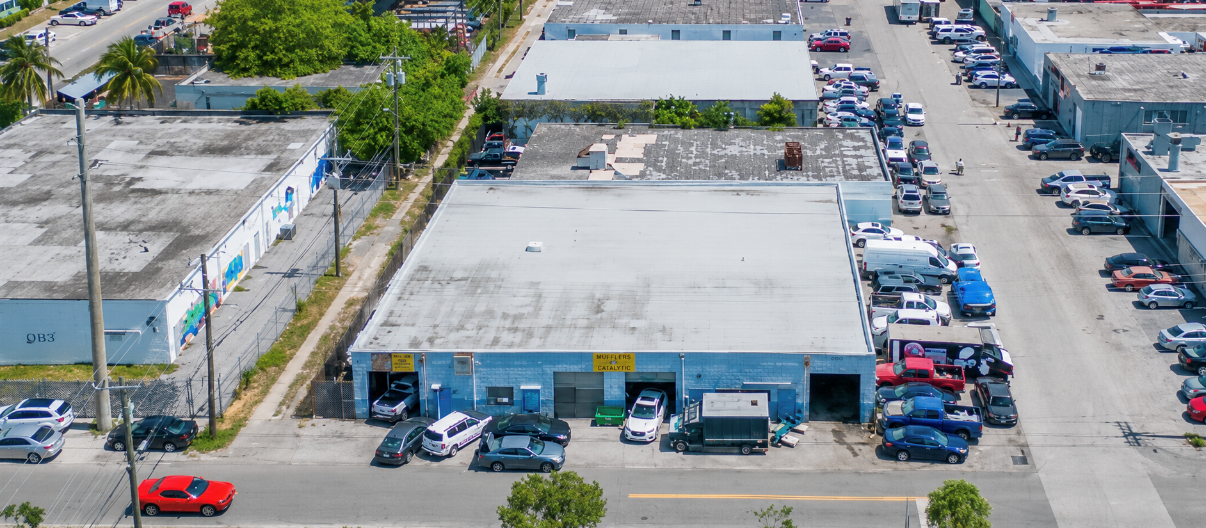 705 NW 8th Ave, photo 2