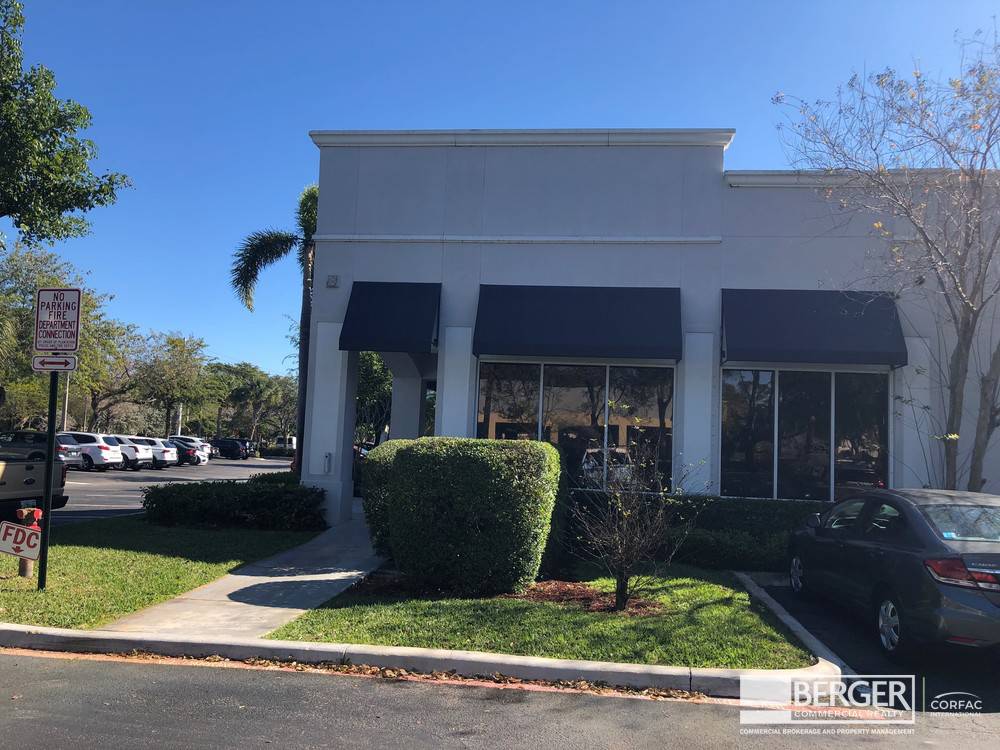 Shoppes at Cleary