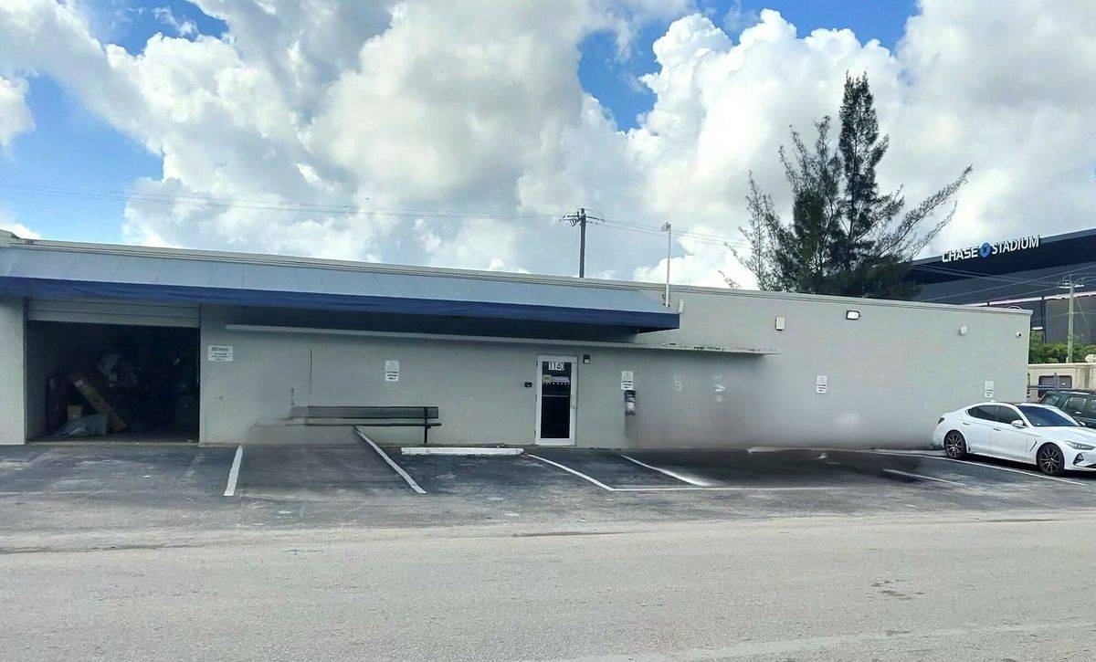 Classic Collision Center- NE Fort Lauderdale, photo 2