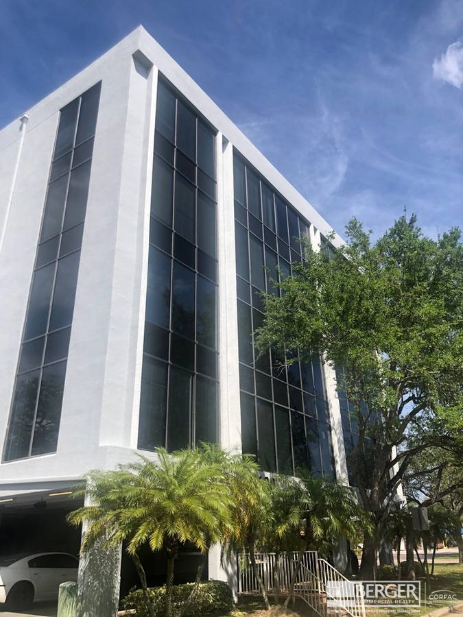 9600 W. Sample Road, photo 14