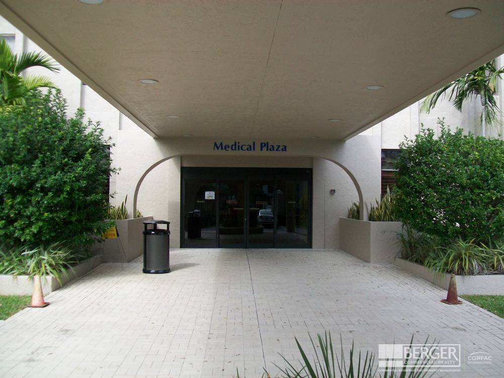 5601 N Dixie Hwy, photo 2