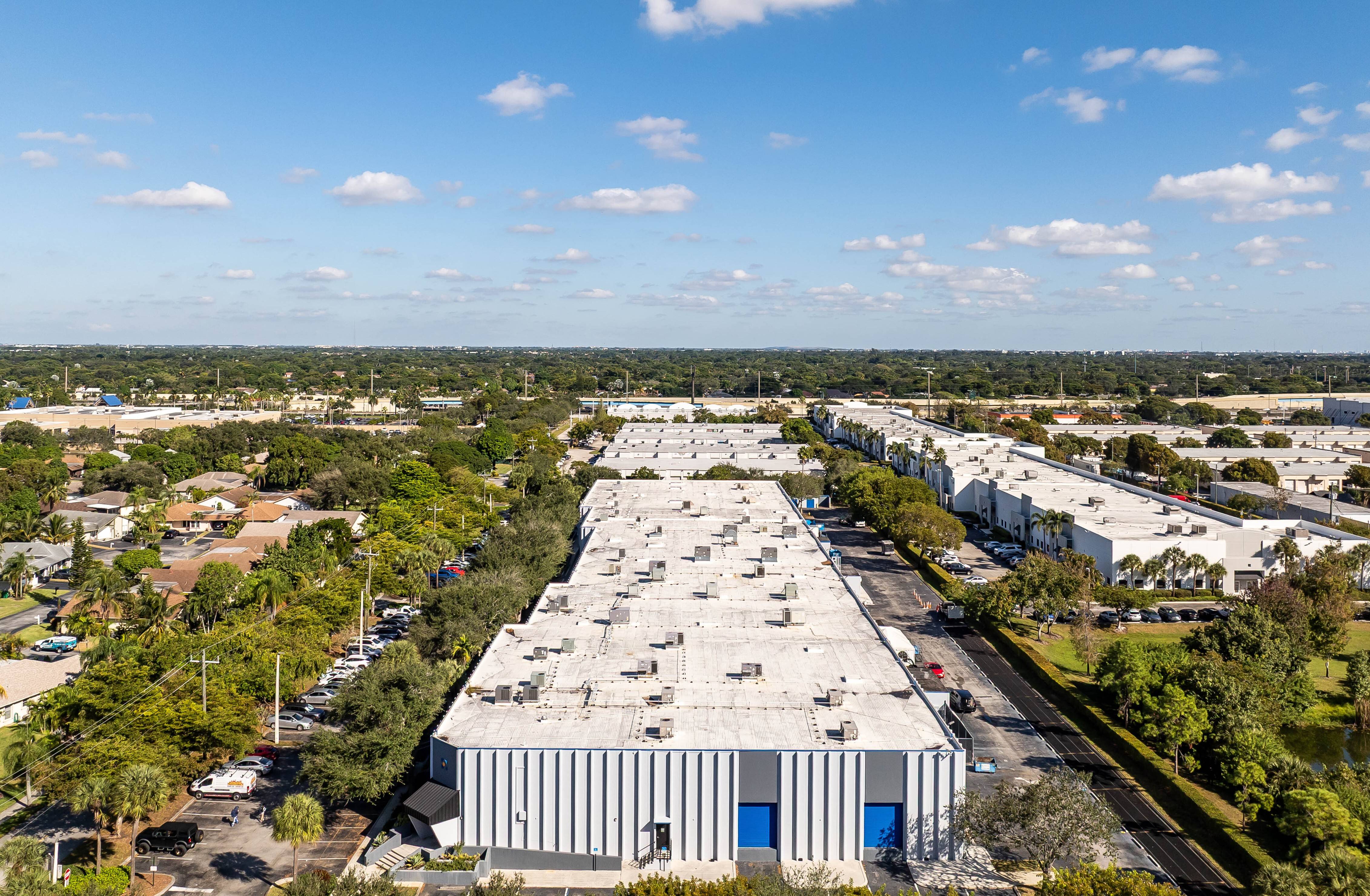 DAVIE INDUSTRIAL CENTER, photo 5