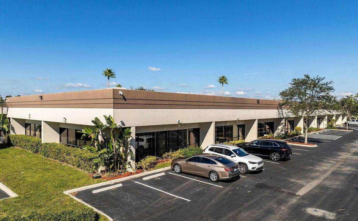 CrossGen University Office Park