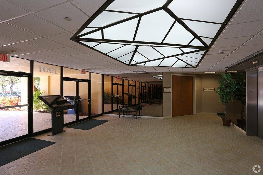 Woolbright Corporate Center I & II, photo 9