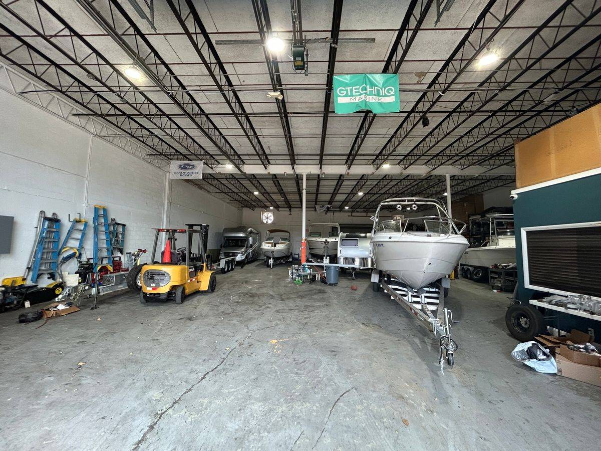 High Bay Warehouses, photo 18