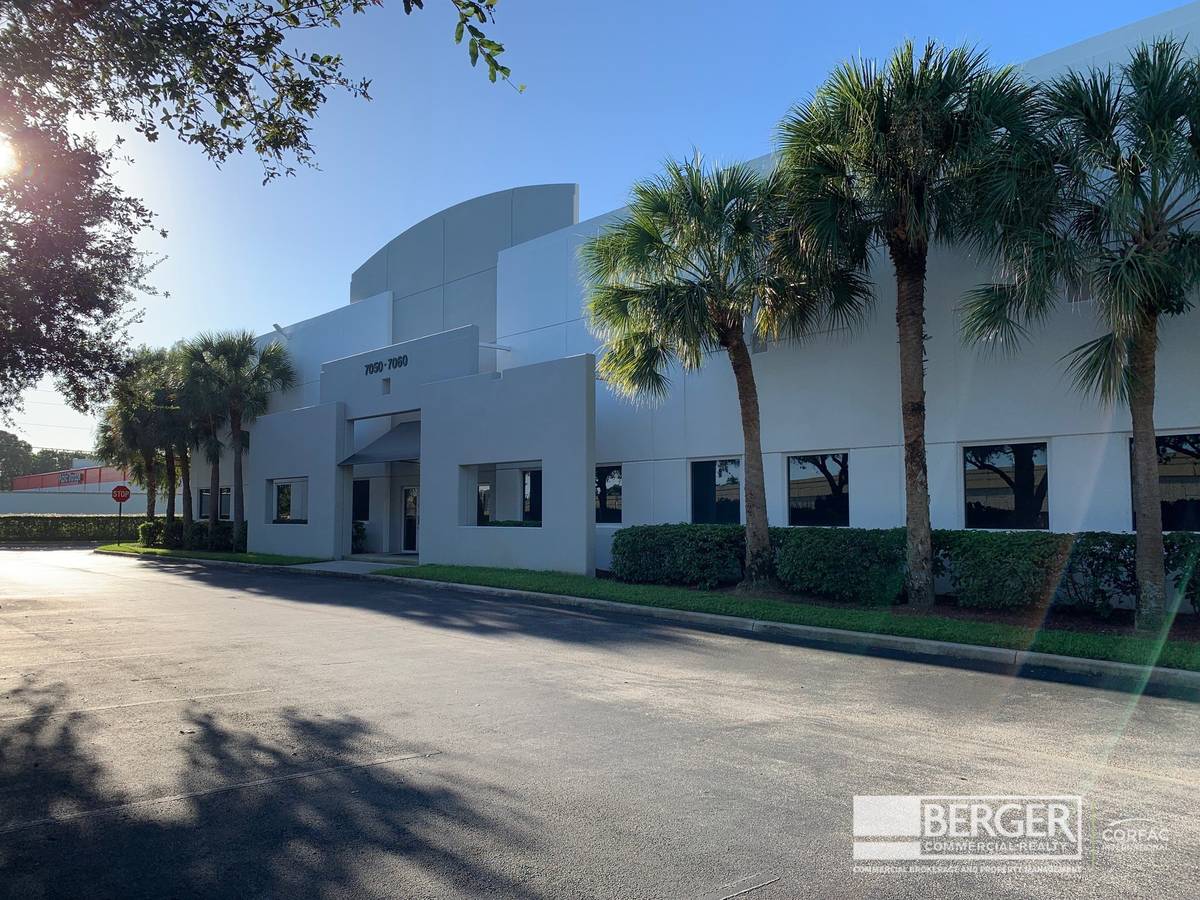Prologis I-595, photo 4