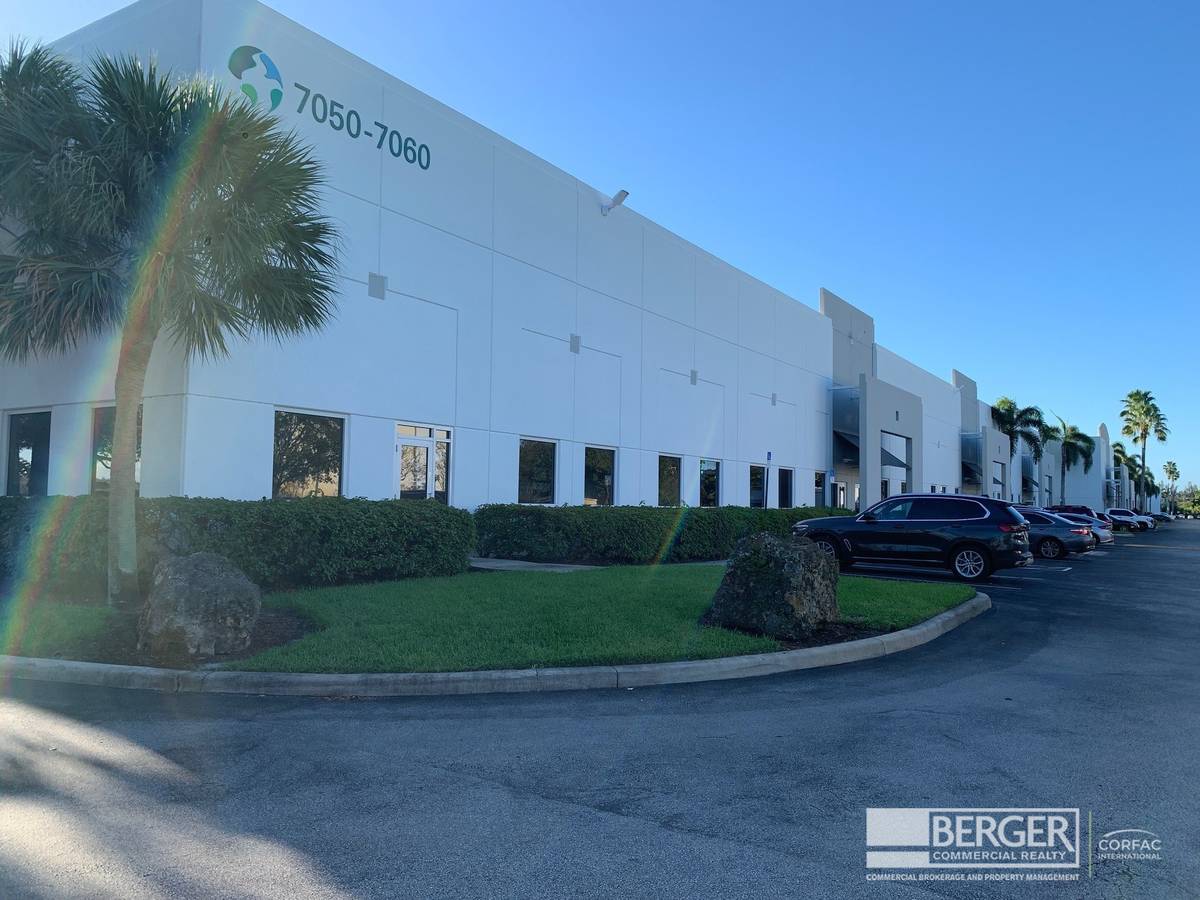 Prologis I-595, photo 5