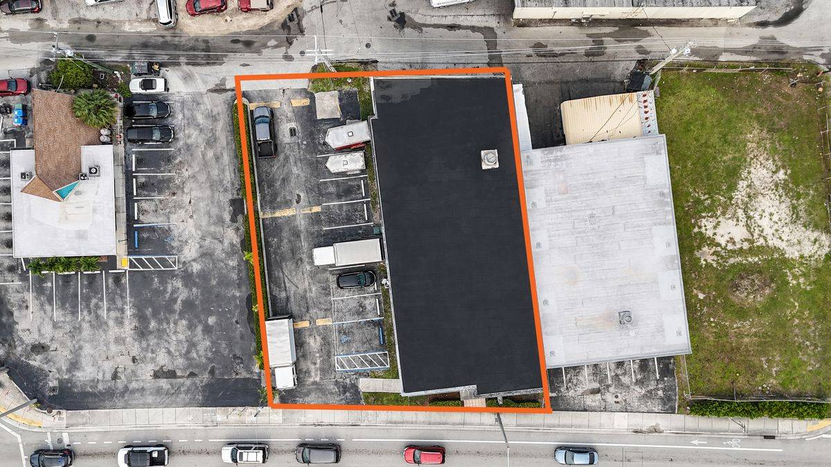 4378 N Dixie Hwy, photo 10