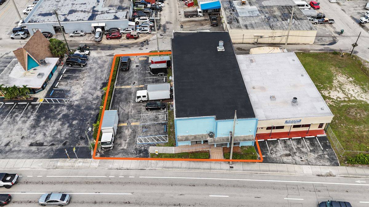 4378 N Dixie Hwy, photo 8