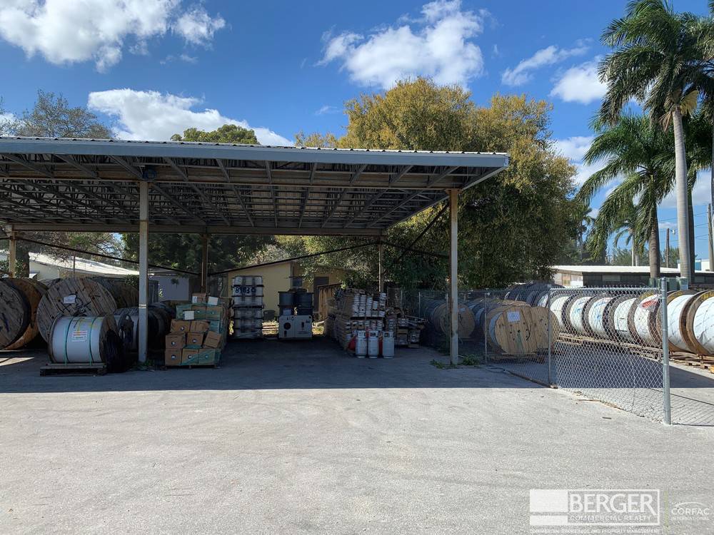 Seagis - Dania Beach, photo 7