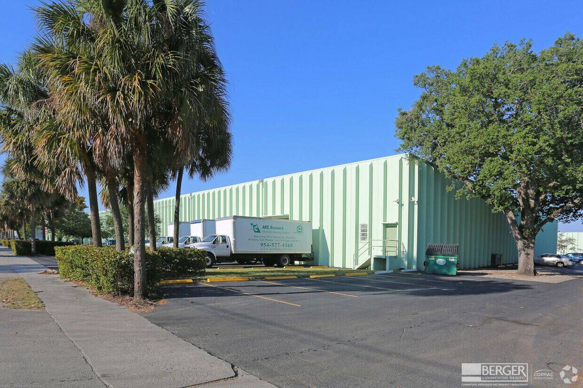 Schaefer Industrial Park, photo 3