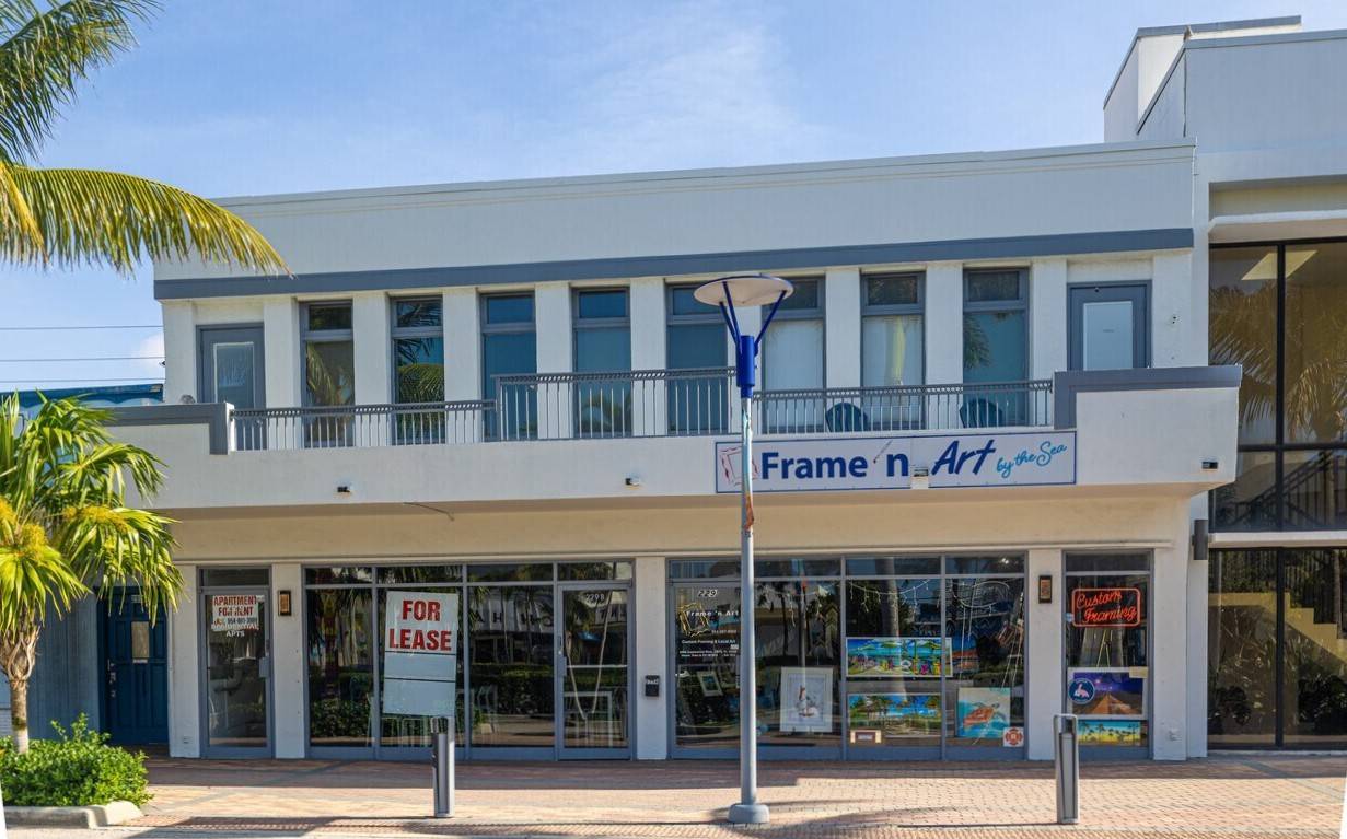 229 E Commercial Blvd