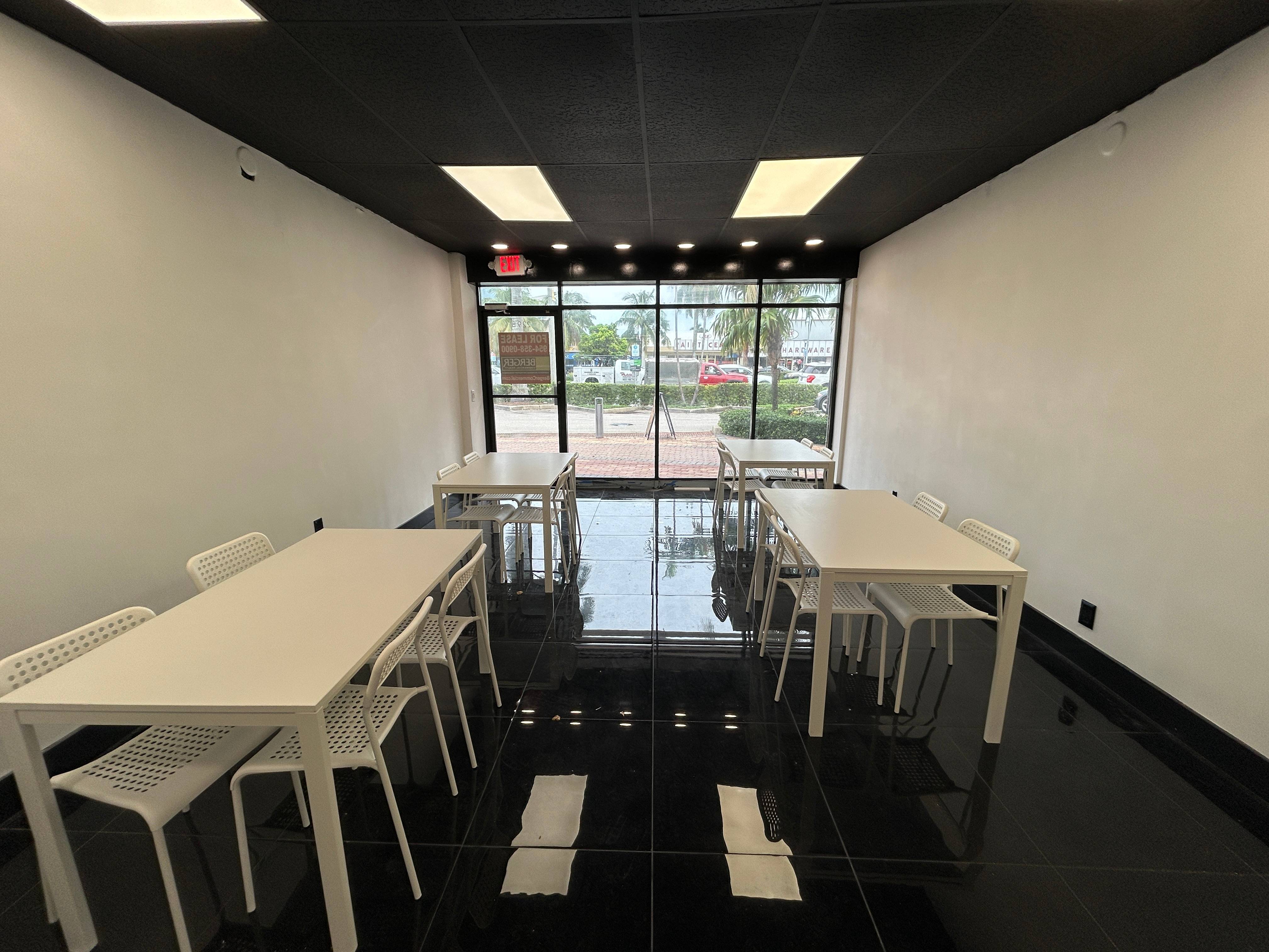 229 E Commercial Blvd, photo 2