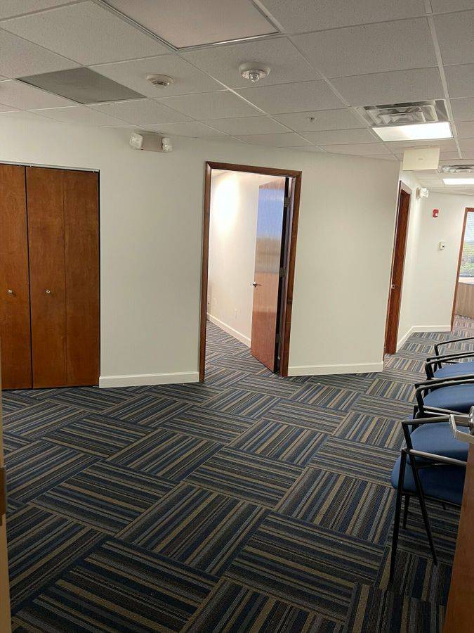 1401 N University Dr, photo 5