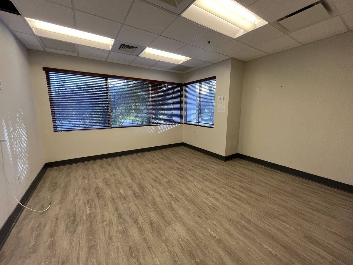 3020 N. Military Trail, photo 25