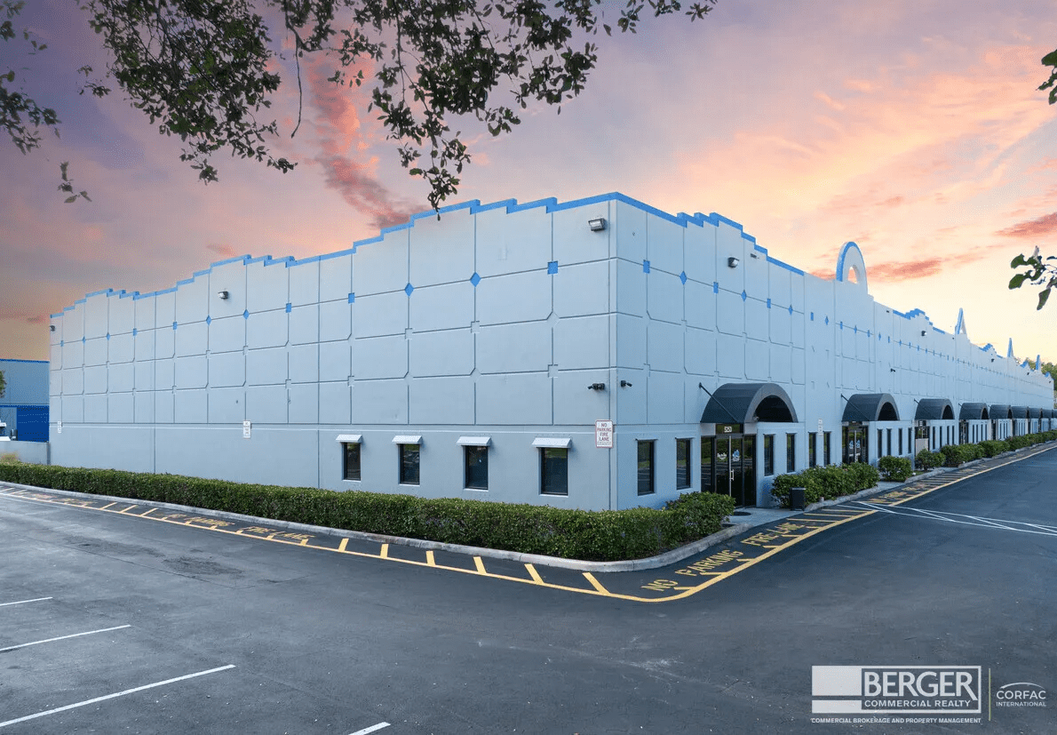 Courtyard Distribution Center, photo 3