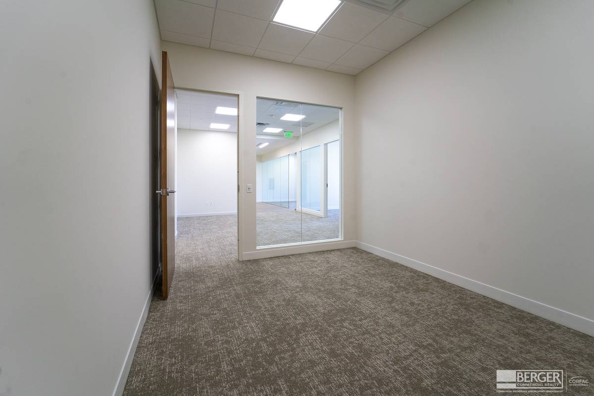 The 550 Building, photo 68