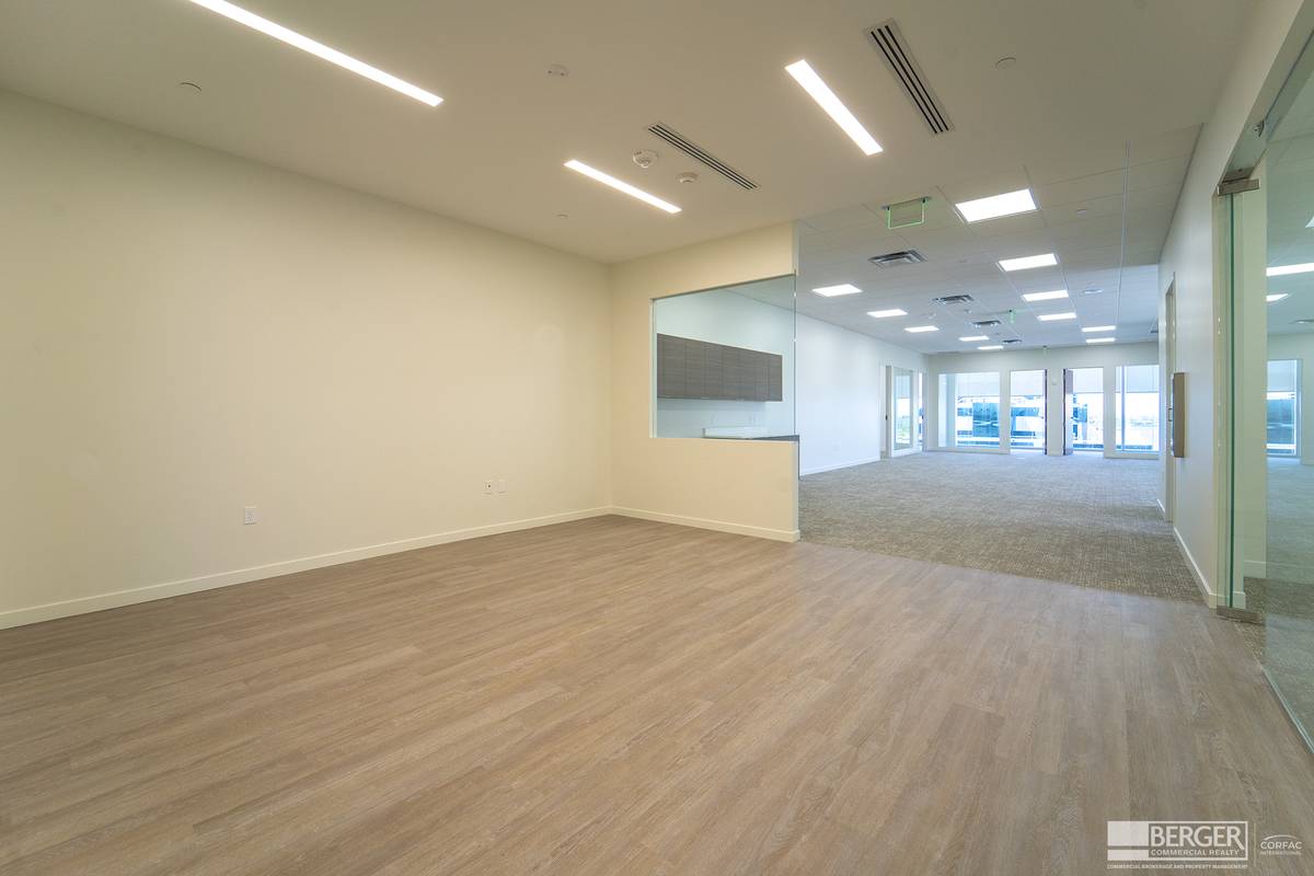 The 550 Building, photo 30