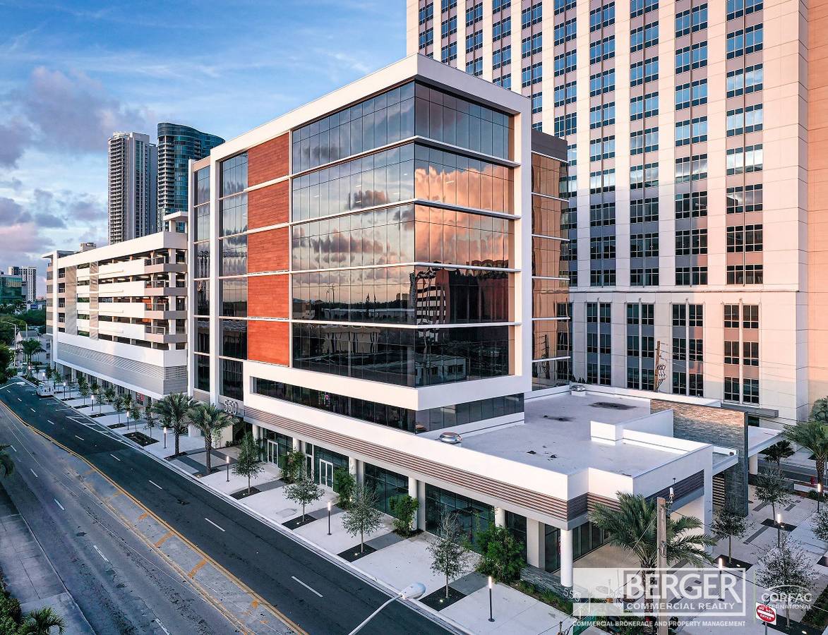 The 550 Building, photo 2