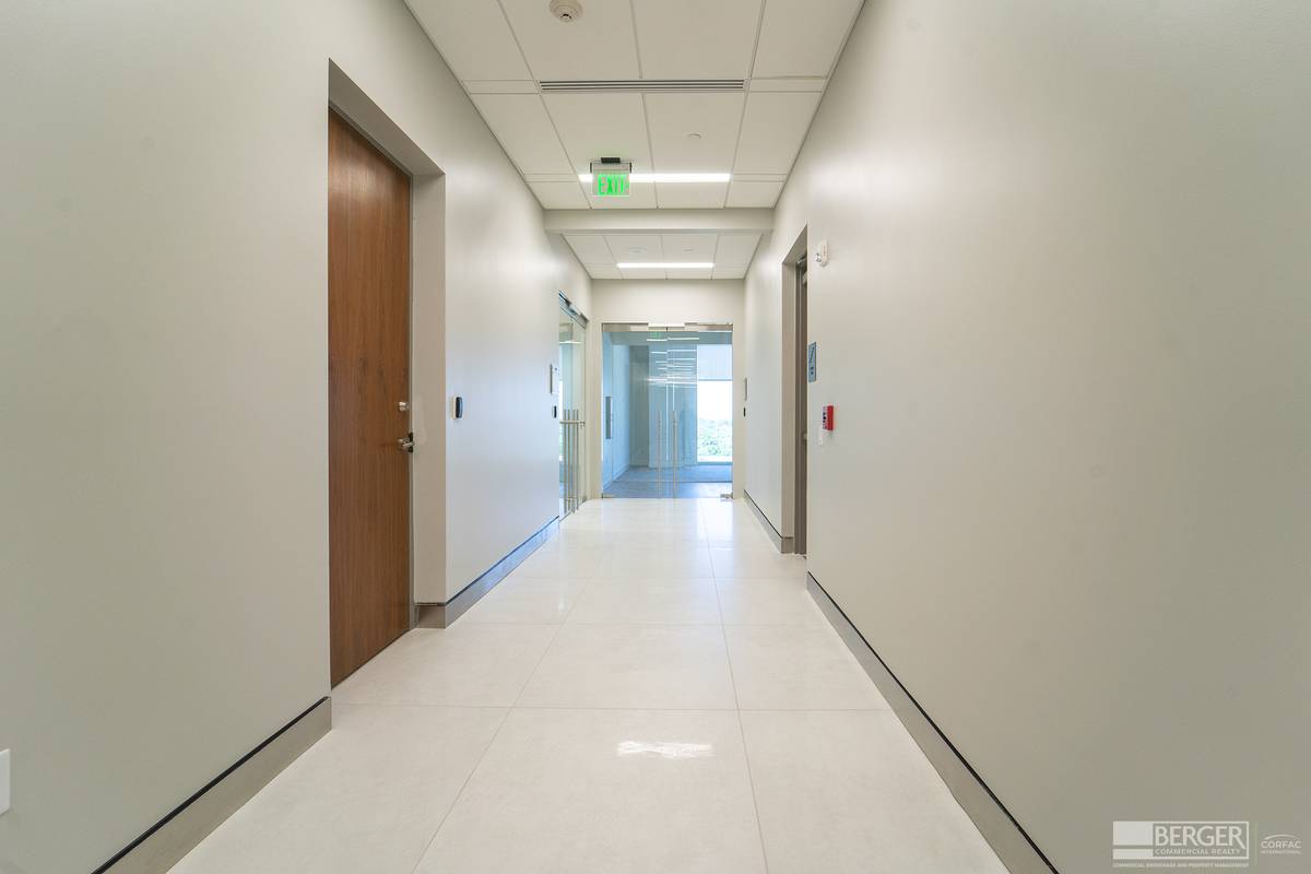The 550 Building, photo 28