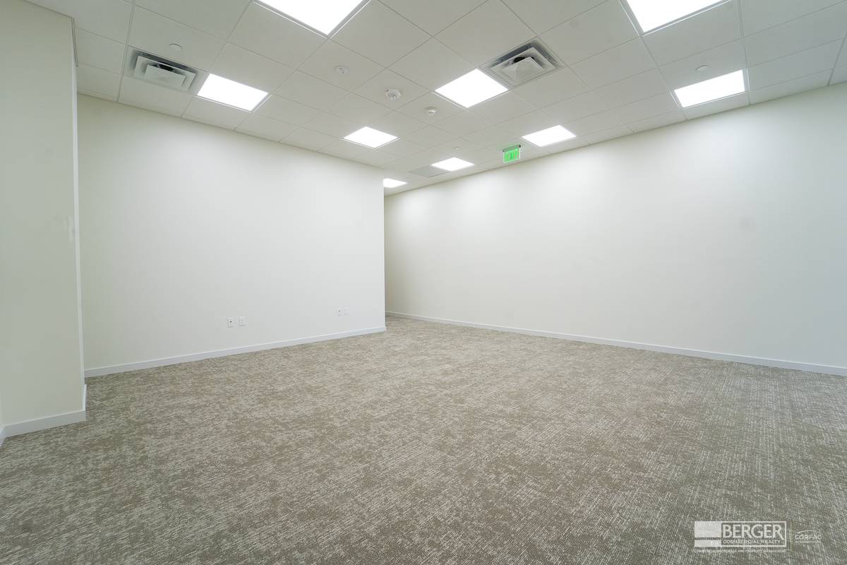 The 550 Building, photo 70