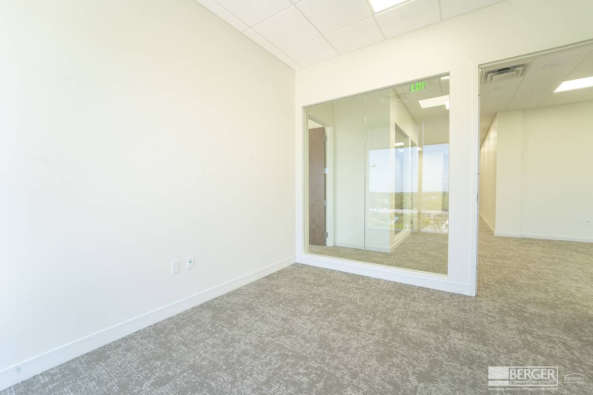 The 550 Building, photo 61
