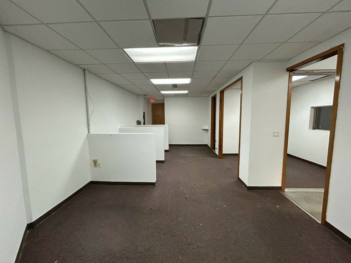 20157 NE 16th Pl, photo 7