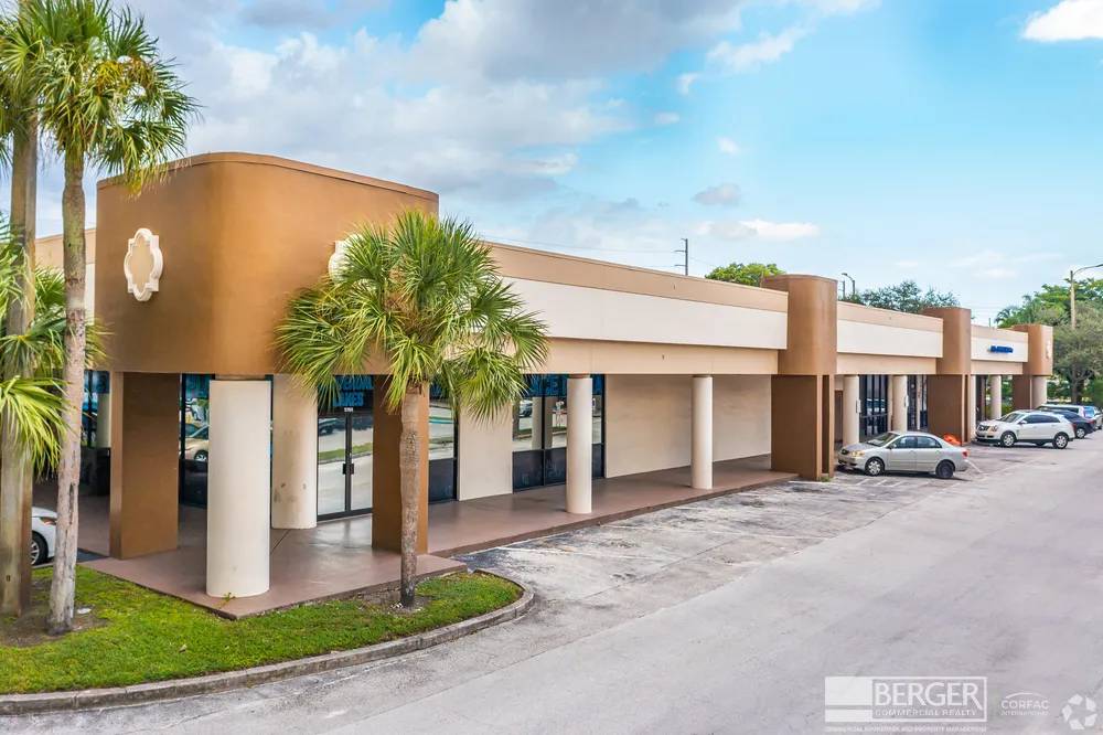 Lauderdale Marketplace, photo 4