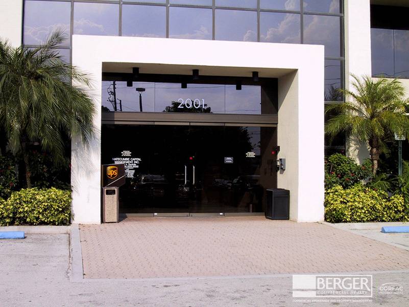 Sample Executive Center, photo 3