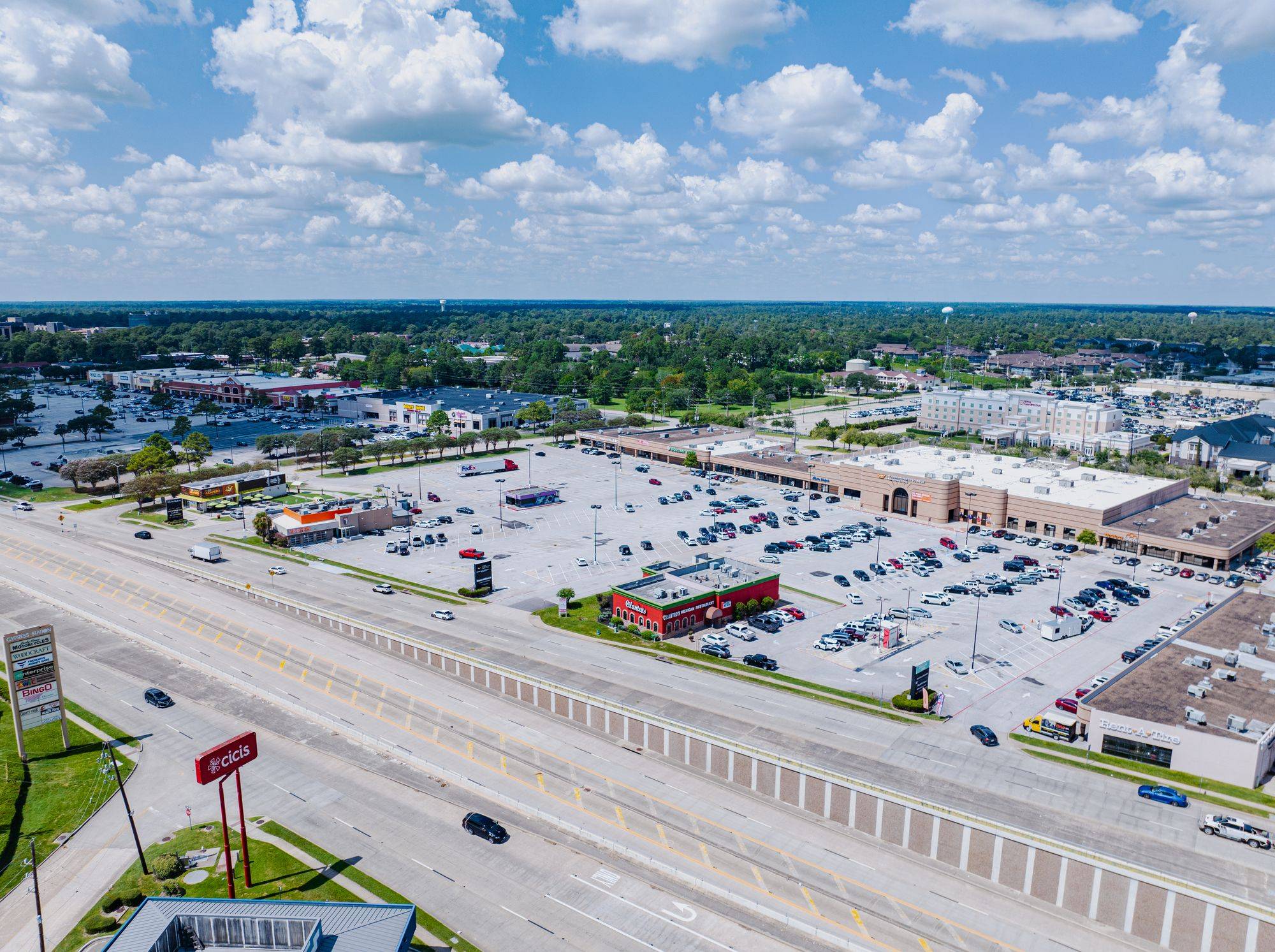 Cypress Station Square, photo 5