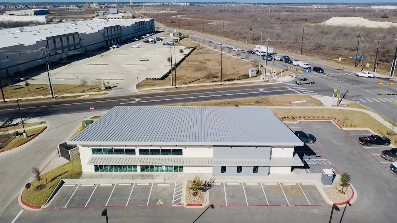 2220 Kohlers Crossing, Kyle, TX 78640, photo 4