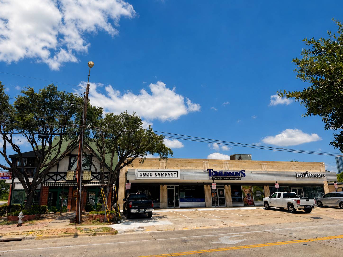 Enfield Center, photo 4