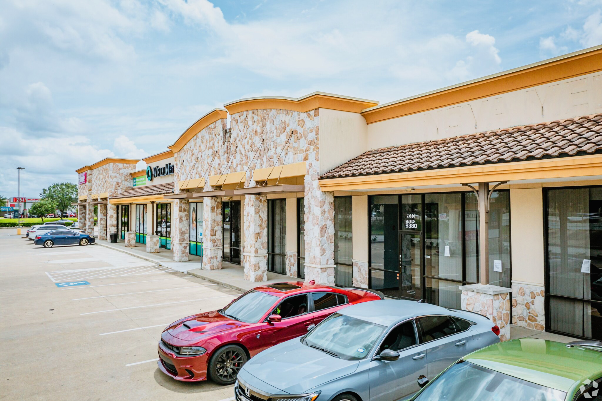 Shops on Elmsworth, photo 8