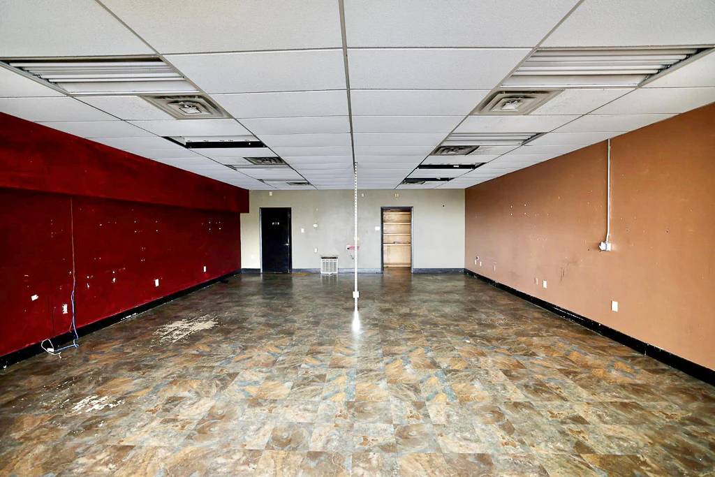 Middletown Plaza, photo 7