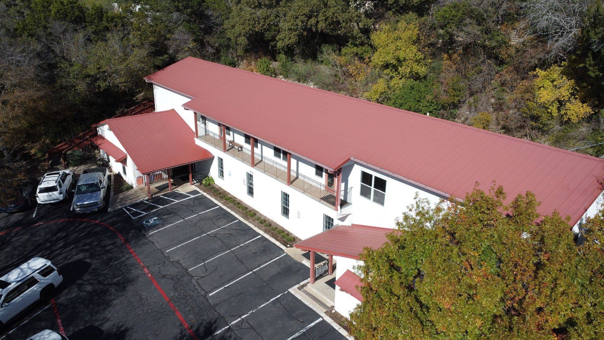 3010 Bee Caves Road, photo 2