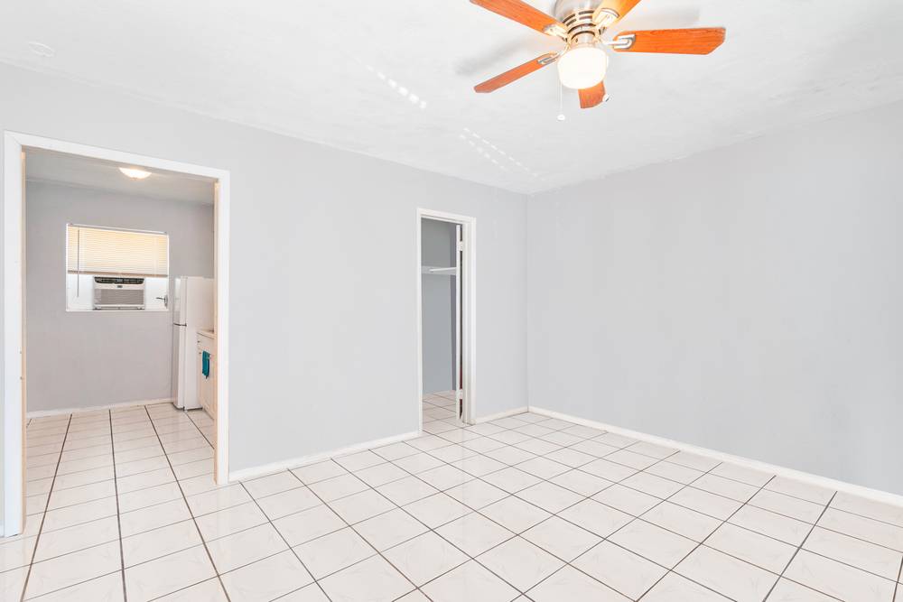 Thomas Apartments, photo 10