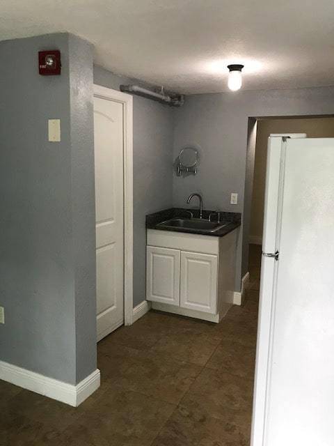 5th Ave Apartments, photo 17