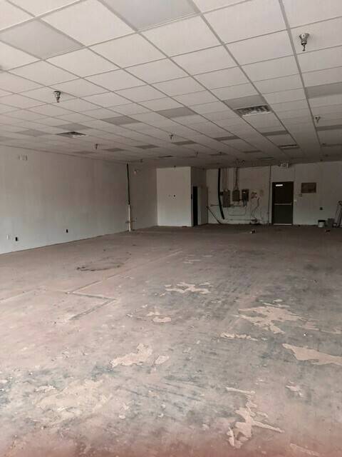 Anchor Plaza - 103rd, photo 6