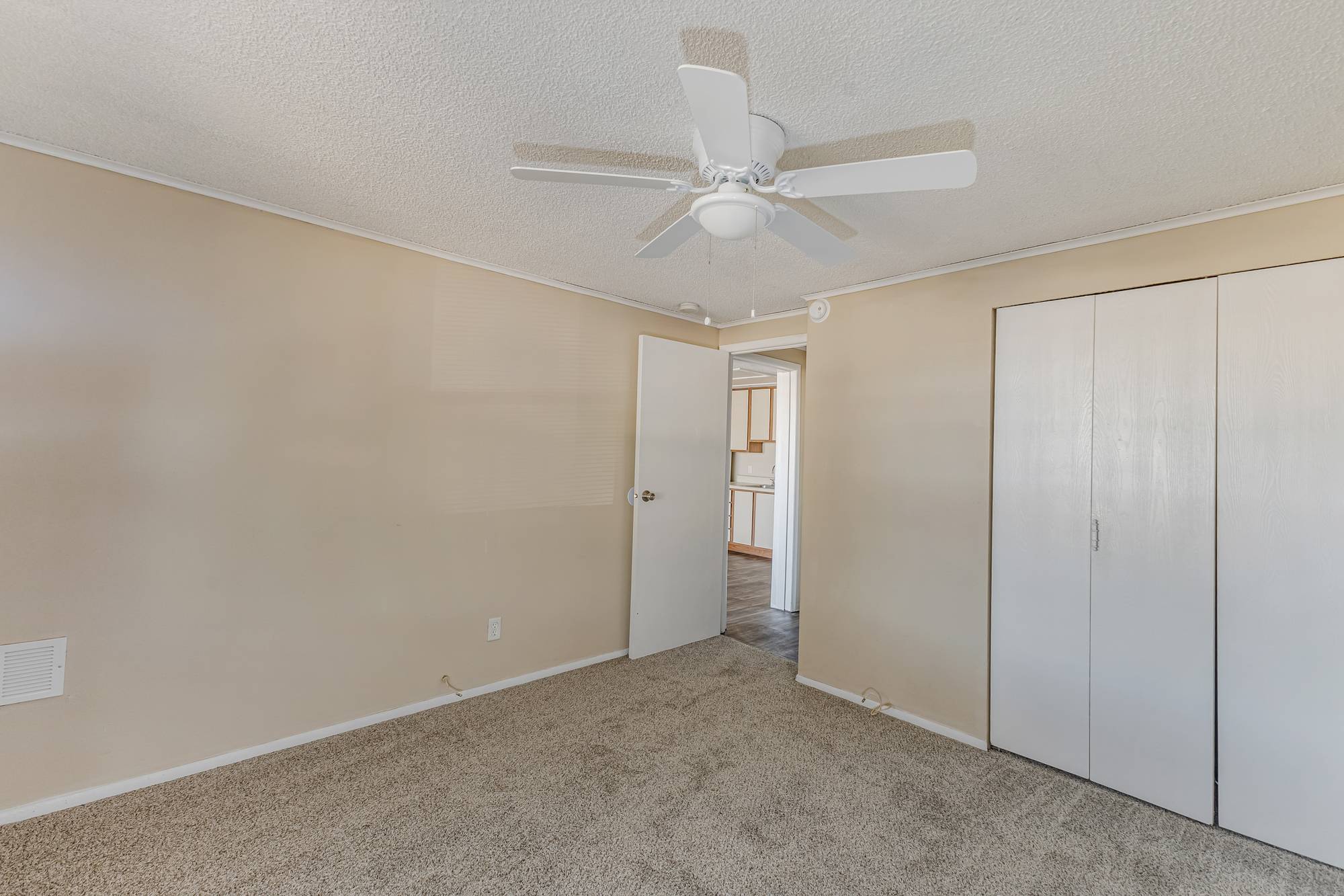 Oakwood Village, photo 15