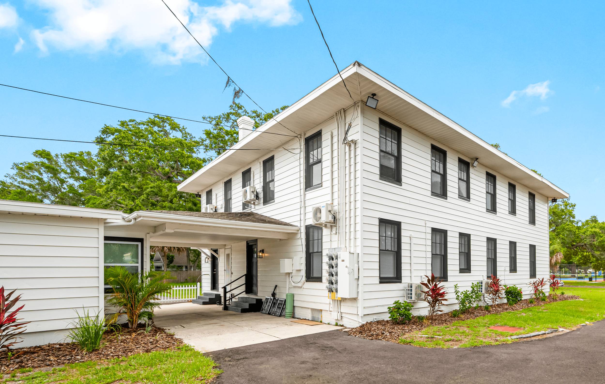 Twelve Oaks, photo 7