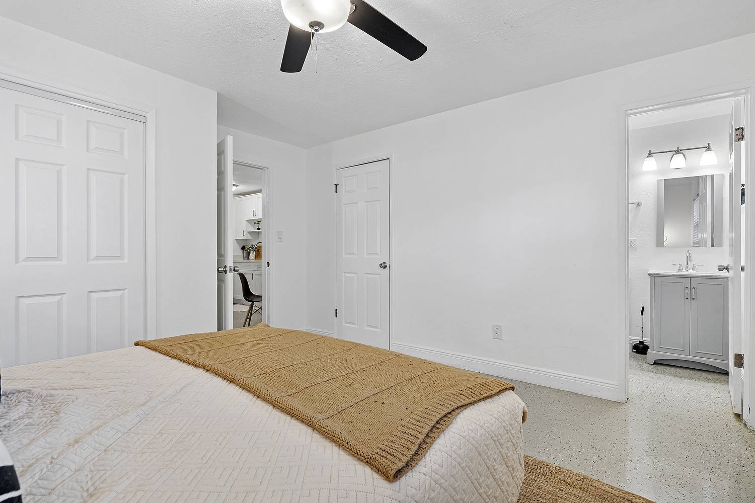 New Riverside Apartments, photo 24