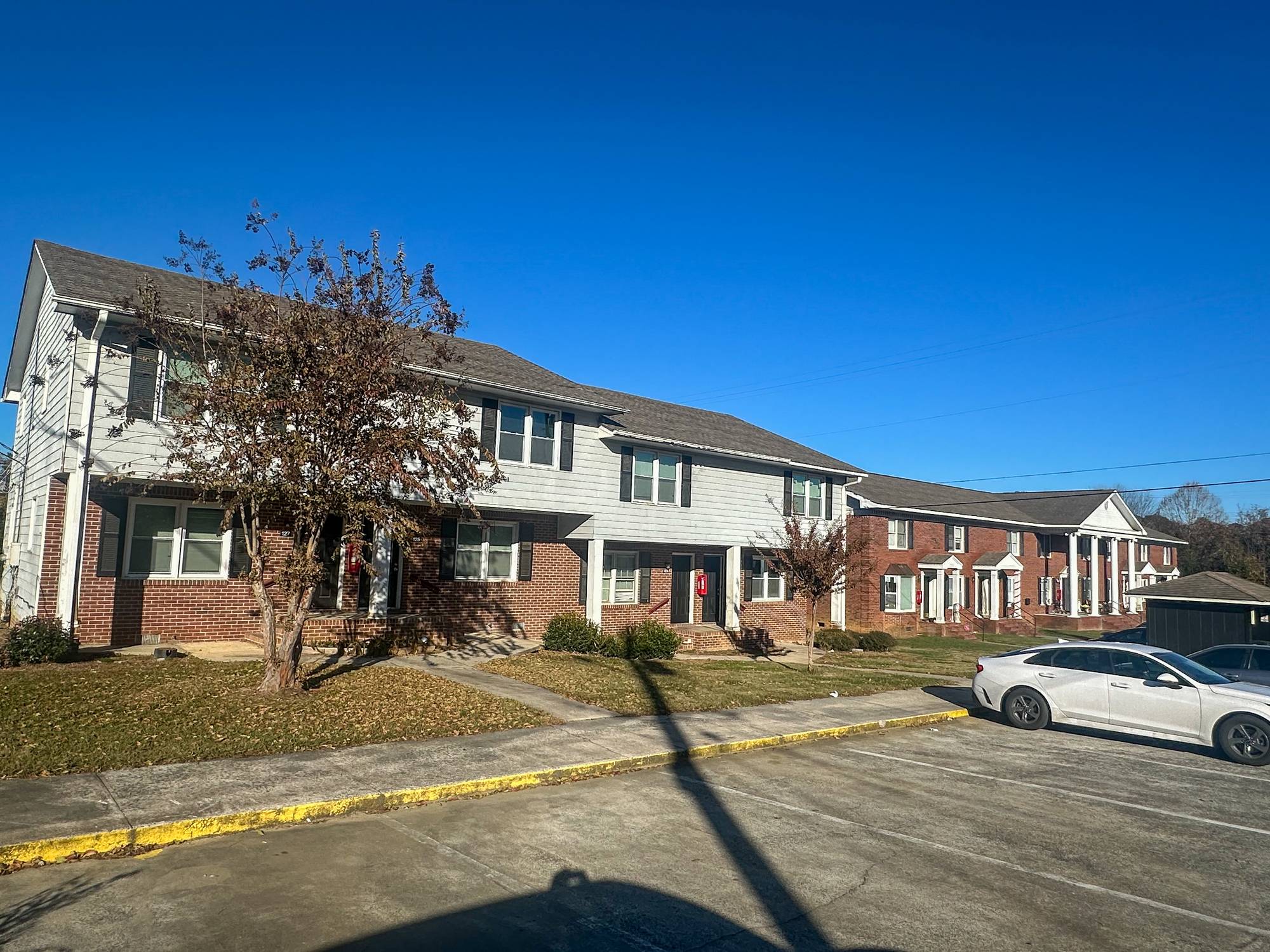 Holly Hills Apartments, photo 4