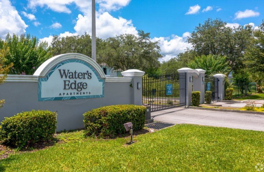 Waters Edge Apartments, photo 7