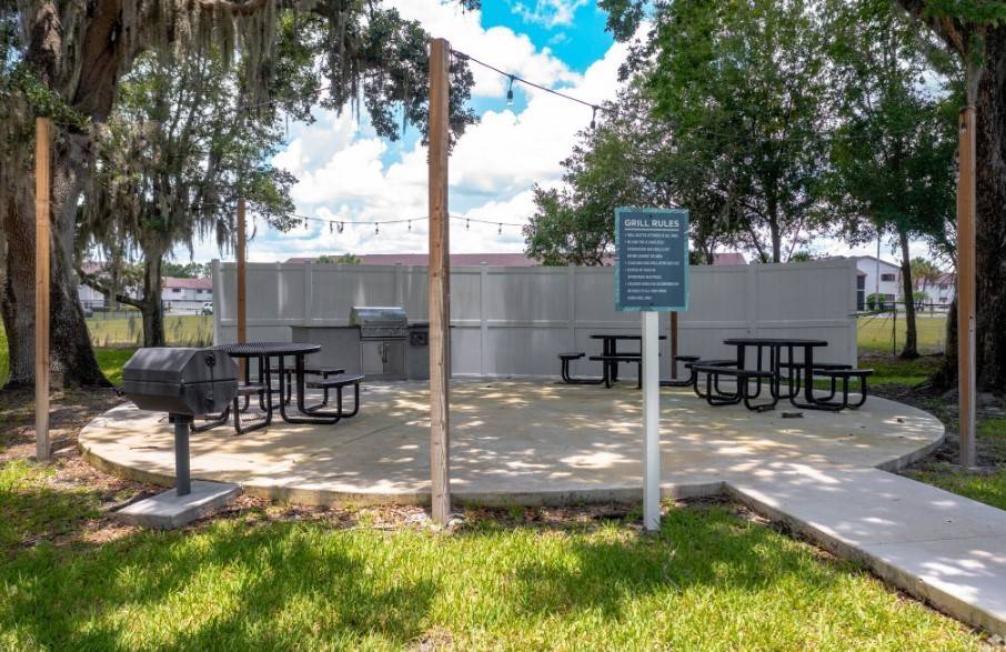 Waters Edge Apartments, photo 13