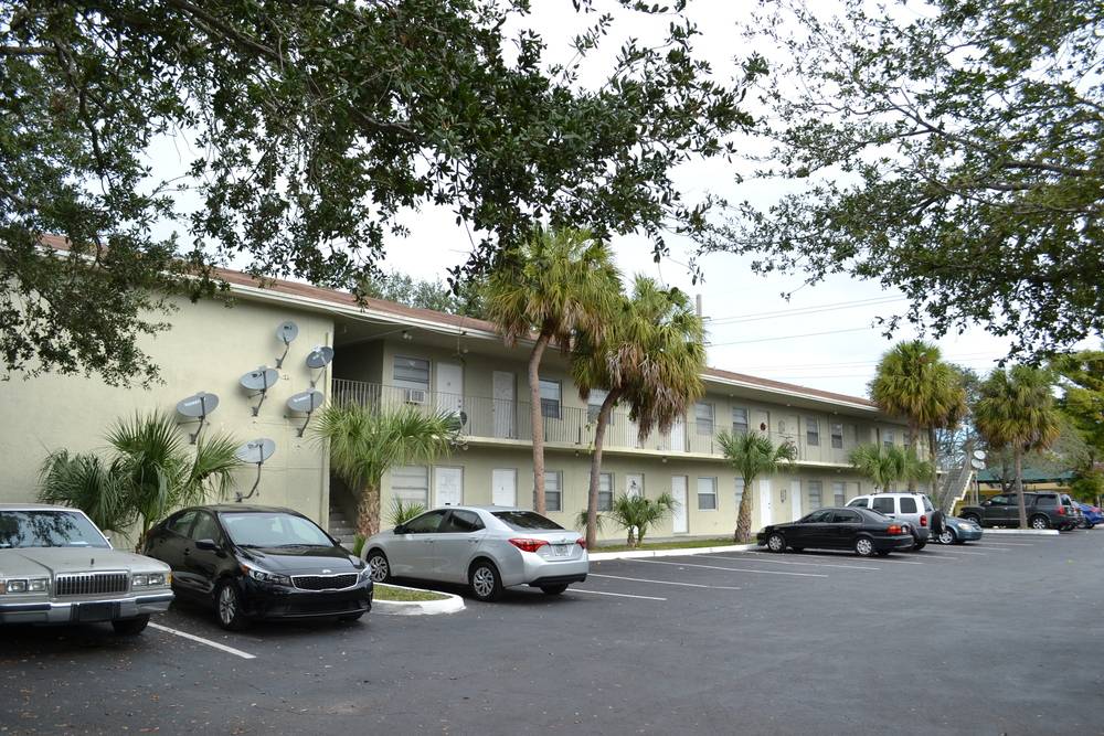 Van Buren Street Apartments , photo 5