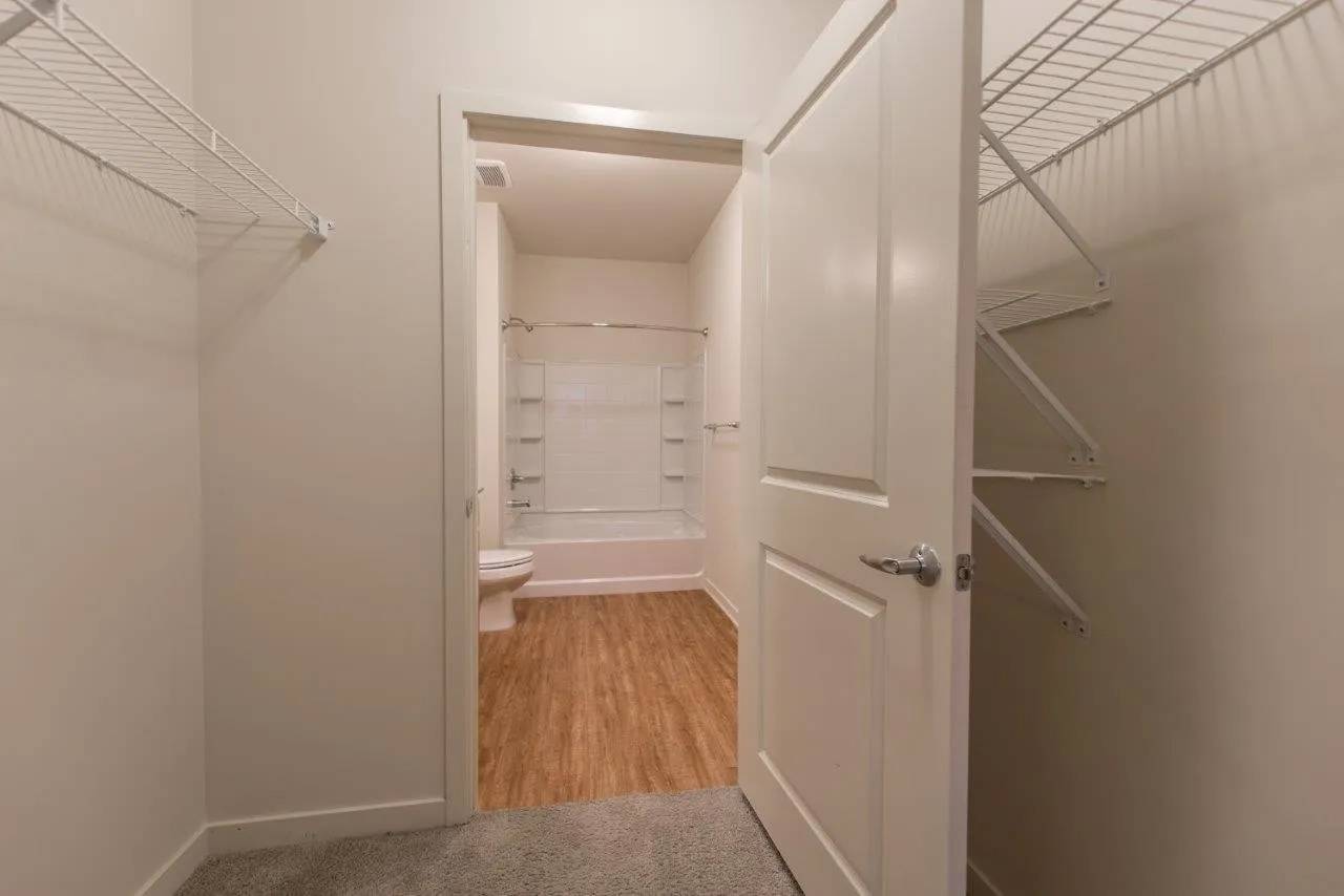 101 East Corry, photo 20