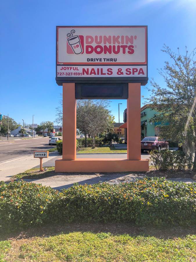 Dunkin' & Joyful Nails, photo 6