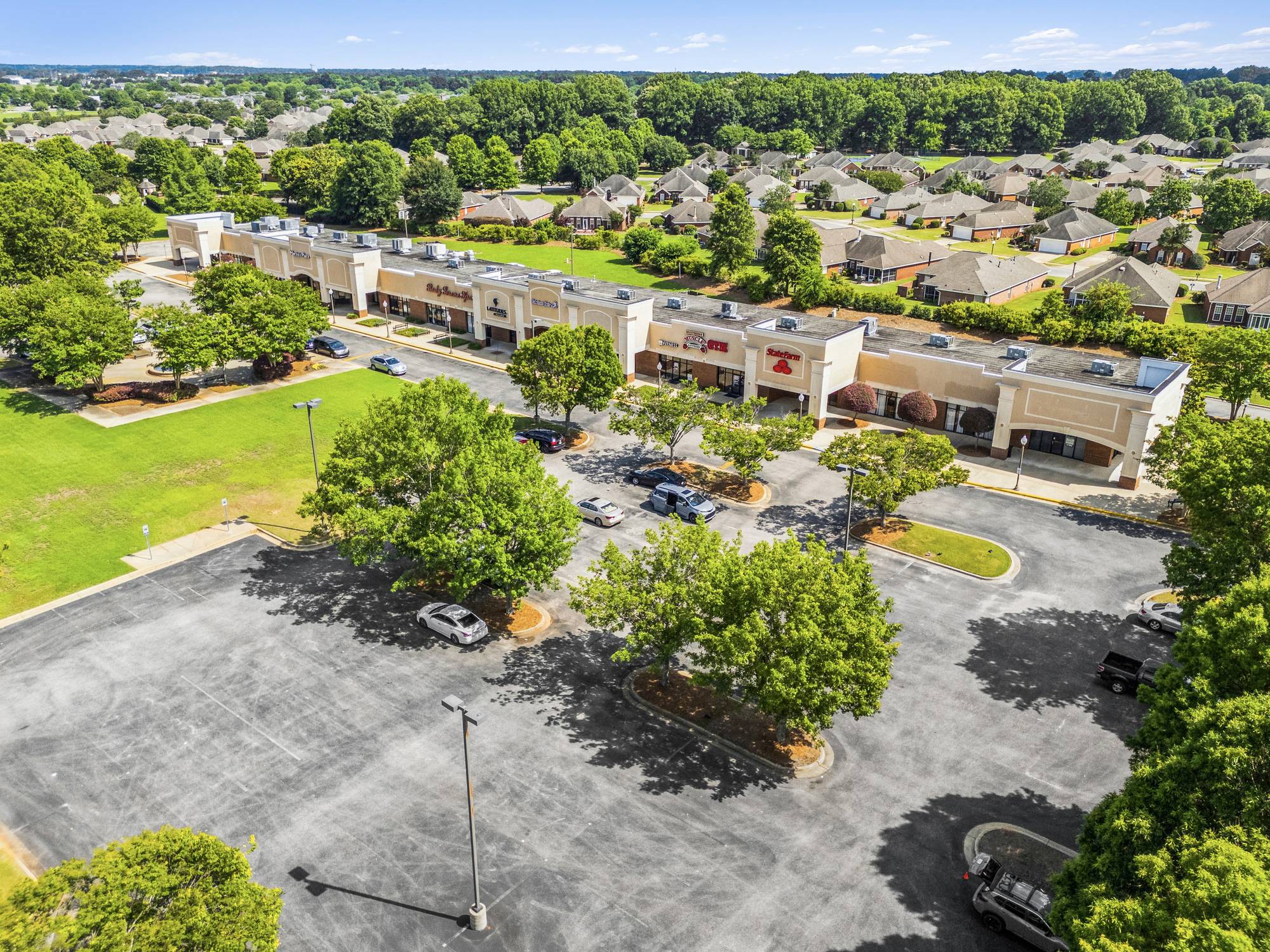 Somerset Plaza, photo 3