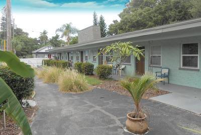 Regency Apts
